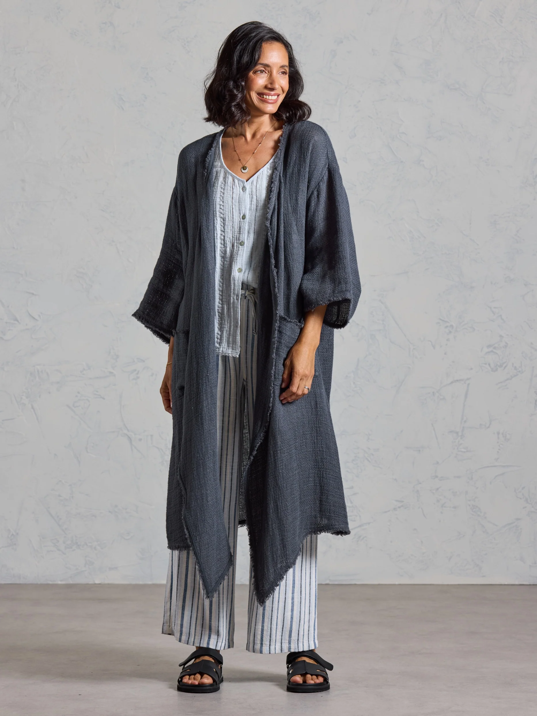 Laguna French Linen Kimono Charcoal - Image 4