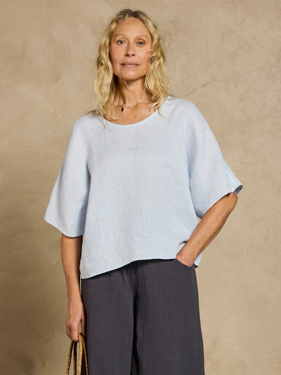 Selene Linen Top Serene Blue - Image 3
