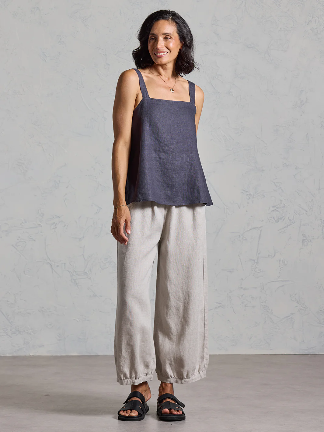 Soella French Linen Top Charcoal - Image 7