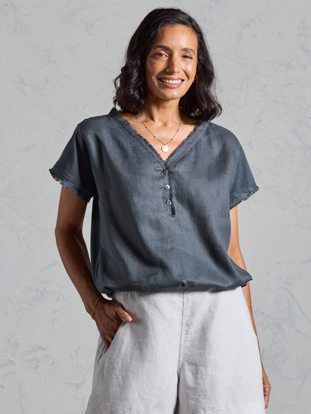 Vivre French Linen and Cotton Blouse Charcoal - Image 3